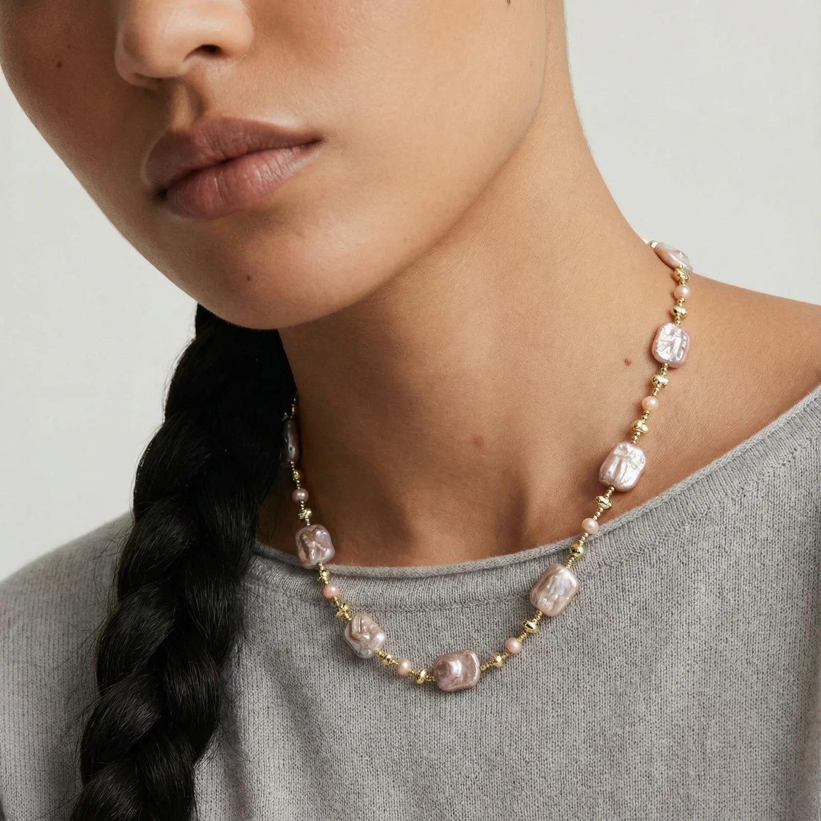 Iridescent Pearl Chain